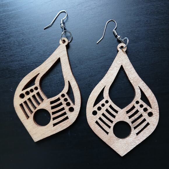 Laser cut wood dangle earrings 3.5" L x 3" W fish hook lightweight teardrop boho - Picture 6 of 8